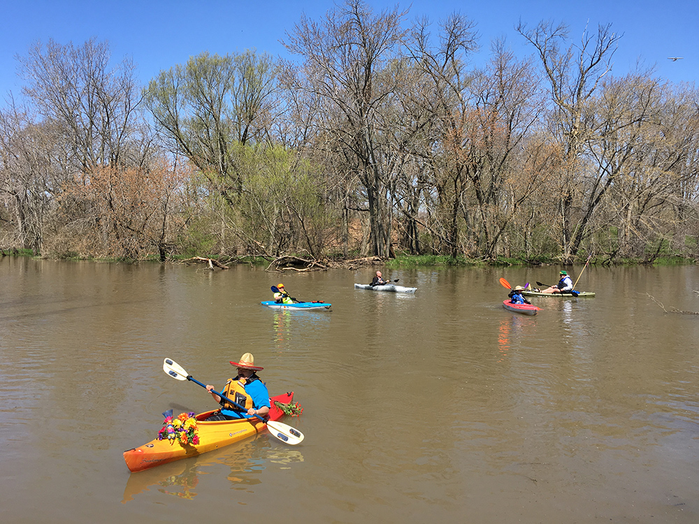 Approaching the takeout point at Riverbend Nature Center