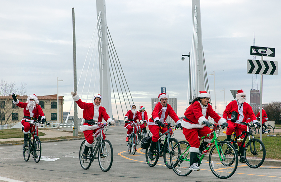 Santa Rampage on the roundabout near the Sixth Street Bridge in the Menomonee Valley