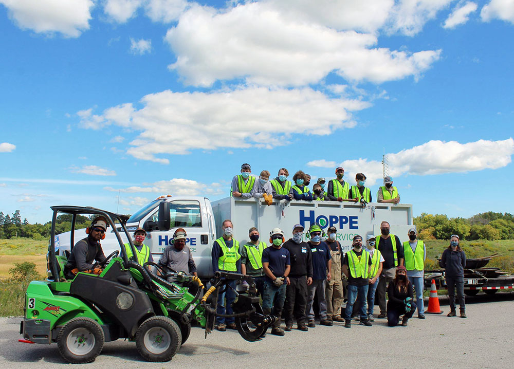 Hoppe crew and volunteers.