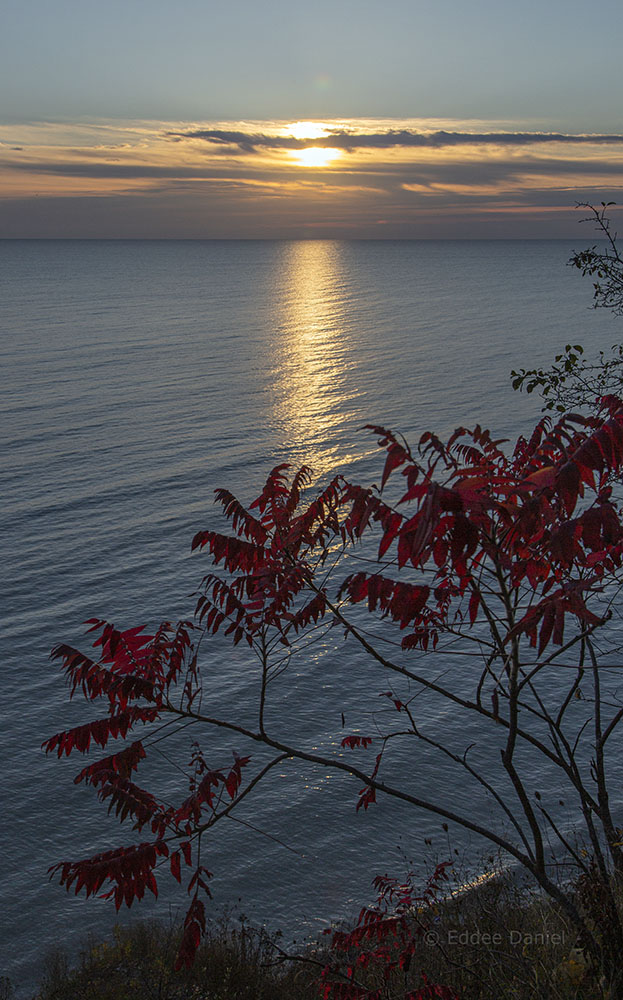 Sunrise over Lake Michigan. Lion's Den Gorge Nature Preserve.