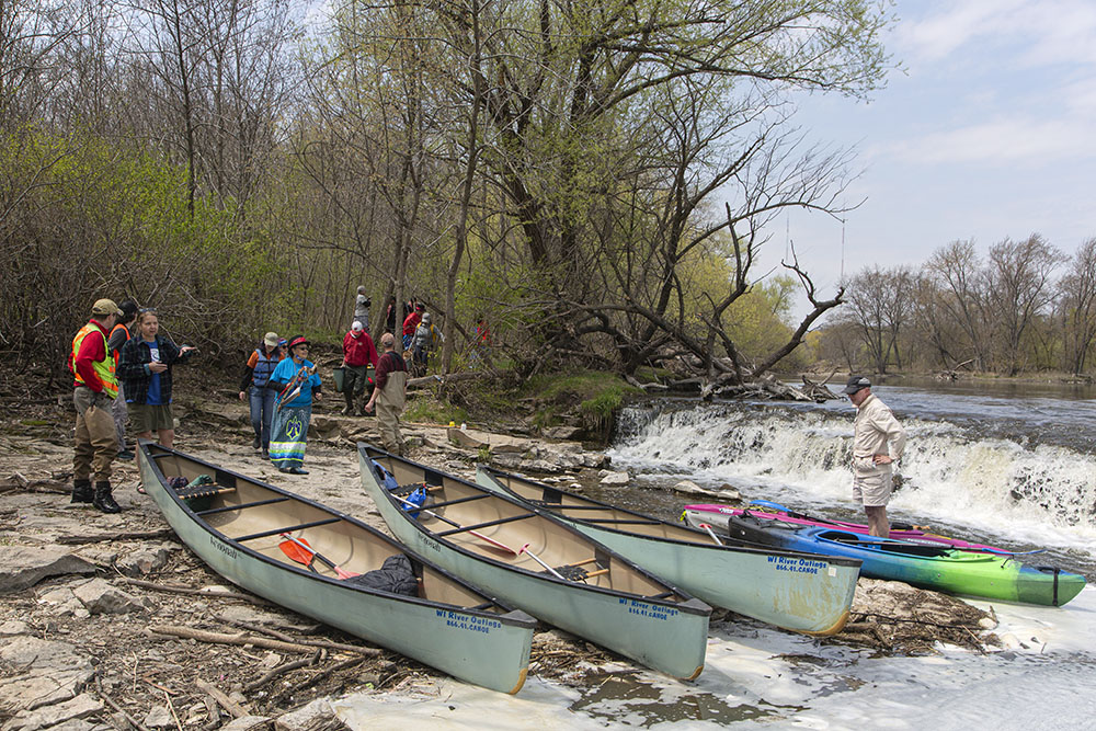 Portage put in at the bottom of the falls.