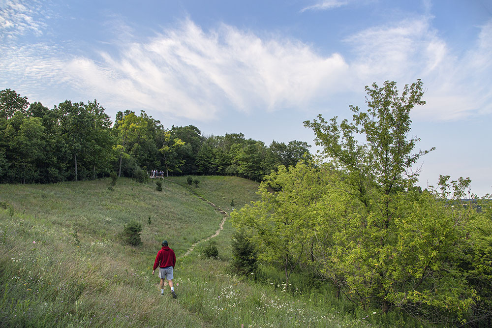 Hillside trail leading to the Hunt Eldridge Memorial Observation Deck.