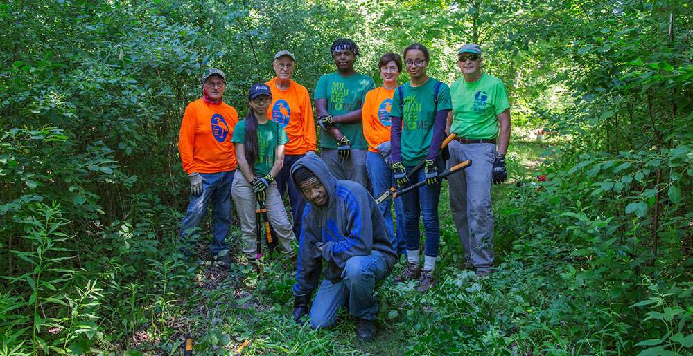 Cream City Conservation Corps work crew