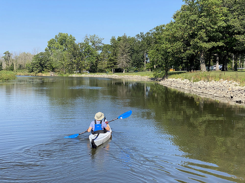 Kayak setting out from Big Bend Village Park