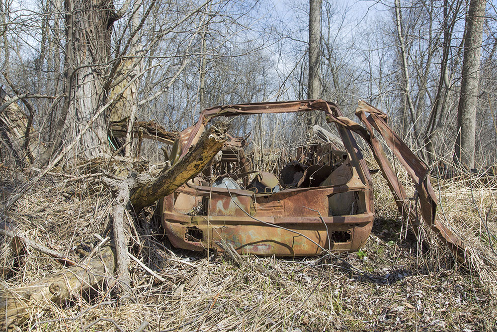 Another spot along the Menomonee River Parkway that features discards from the urban world.