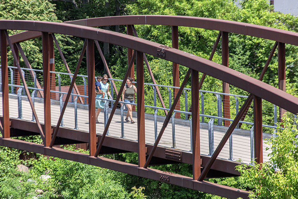 A view of the 33rd Court Bridge crossing the Menomonee River.