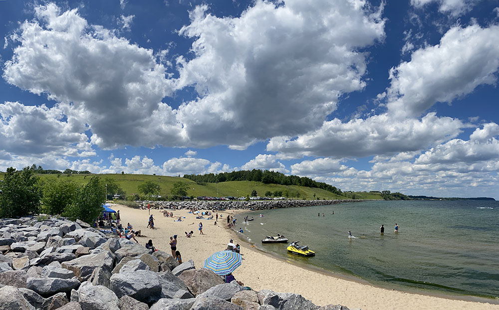 Bender Park Beach. Oak Creek.