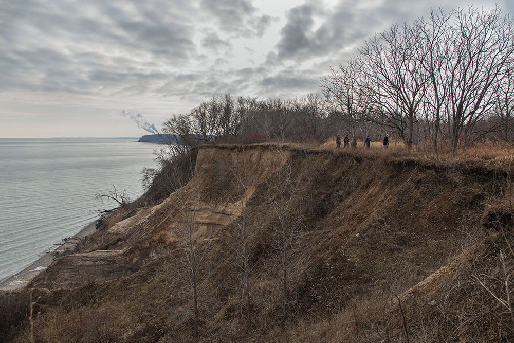 A portion of the trail runs along the top of the Lake Michigan bluff.