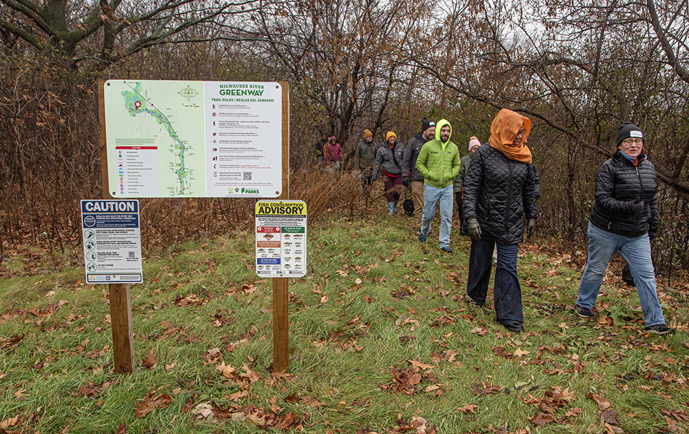 The trailhead for the Lincoln - Estabrook Connector Trail, part of the Milwaukee River Greenway trail system.