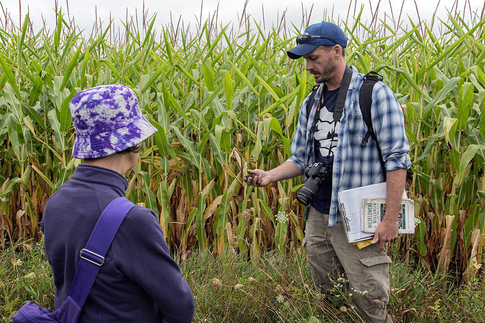 Tour leader Peter Duerkop with a soil sample.