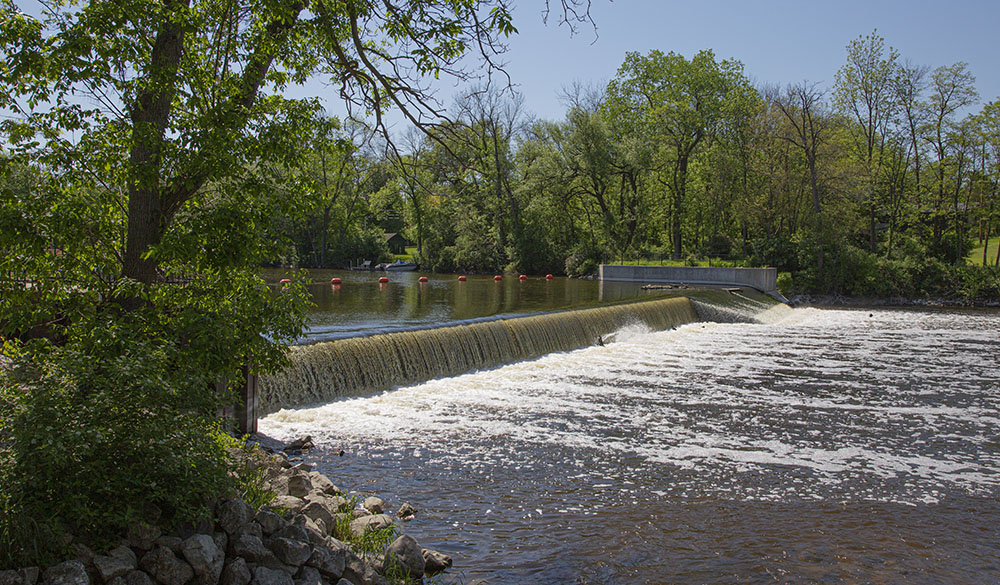 Thiensville Dam (above in 2019) and fish passage (below in 2022). 