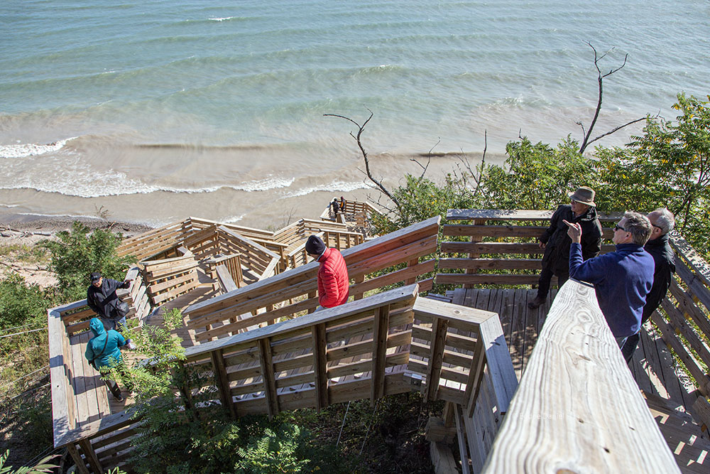 The newly opened "floating" stairway during the Treasures of OZ Eco-Tour 2023.