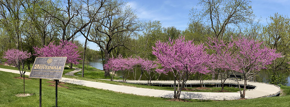 Mequon-Thiensville Riverwalk, Ozaukee County.