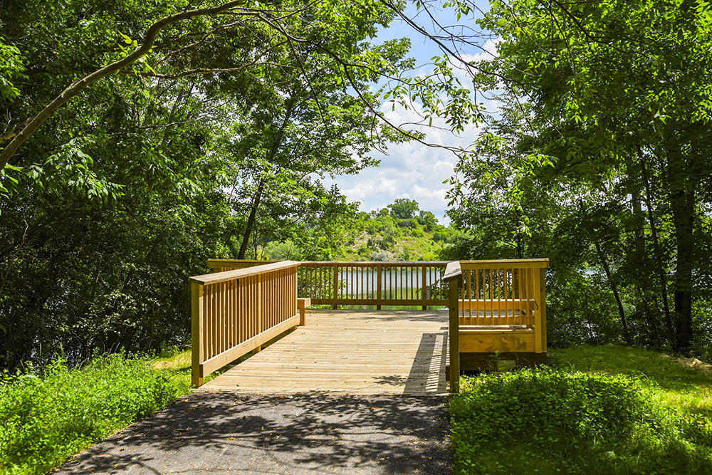 Newly constructed overlook provides a view of the lake. Photo courtesy raSmith.