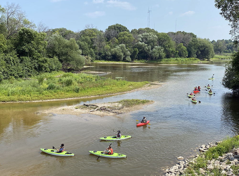 312-acre Lincoln Park has room enough for an aquatic center, golf course, many playing fields and courts, as well as plenty of nature around two oxbows in the Milwaukee River.